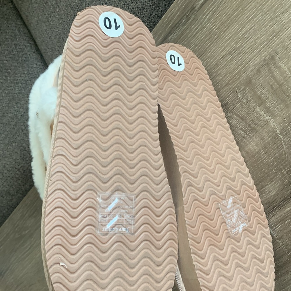 LMT: Juicy Couture Women Rose Gold Shimmer Boots - Picture 13 of 15